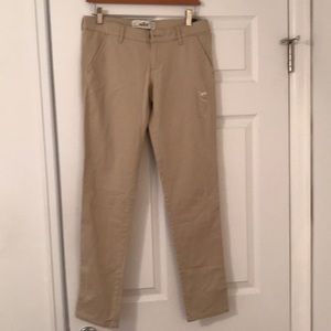 Hollister Skinny Khaki Pants Size 5R NWT